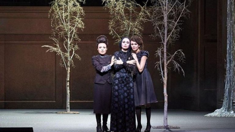 Ilseyar Khayrullova, Margarita Gritskova és Aida Garifullina - fotó: Michael Pöhn