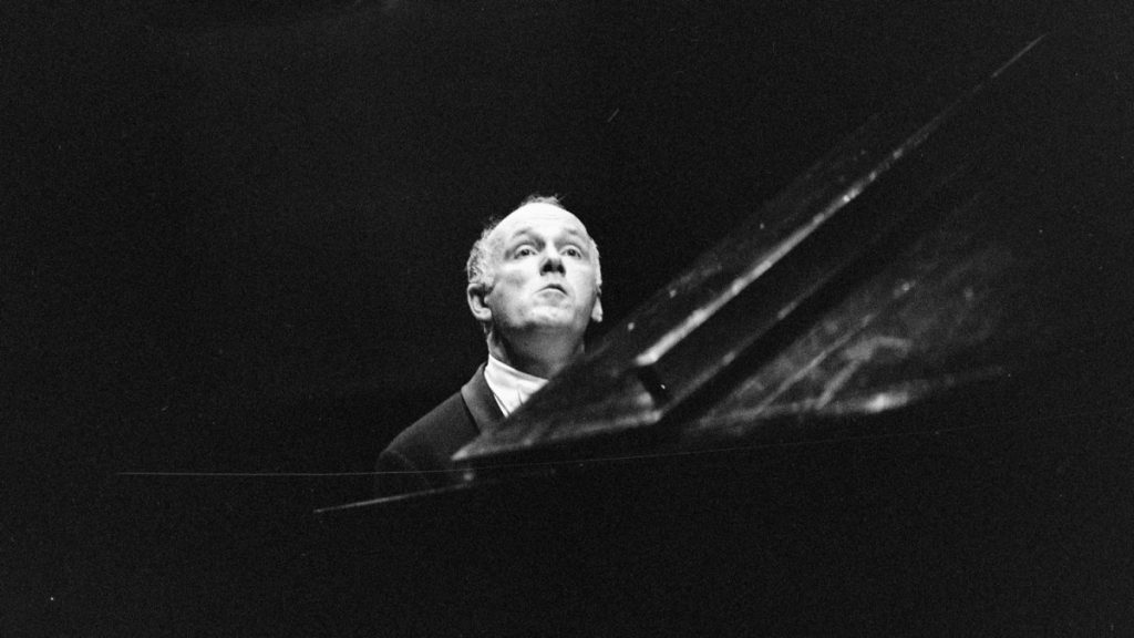 Szvjatoszlav Richter zongoraművész vendégszereplése 1965. július 17-én az Erkel Színházban - forrás: Fortepan, adományozó: Szalay Zoltán