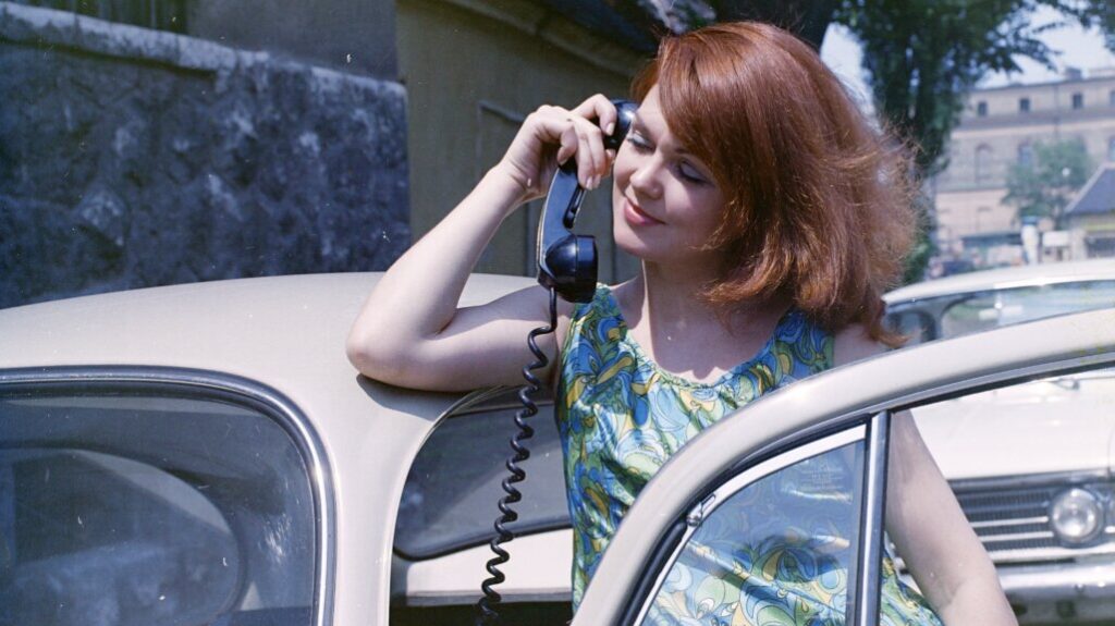 Telefonálás 1969-ben - forrás: fortepan/Főfotó