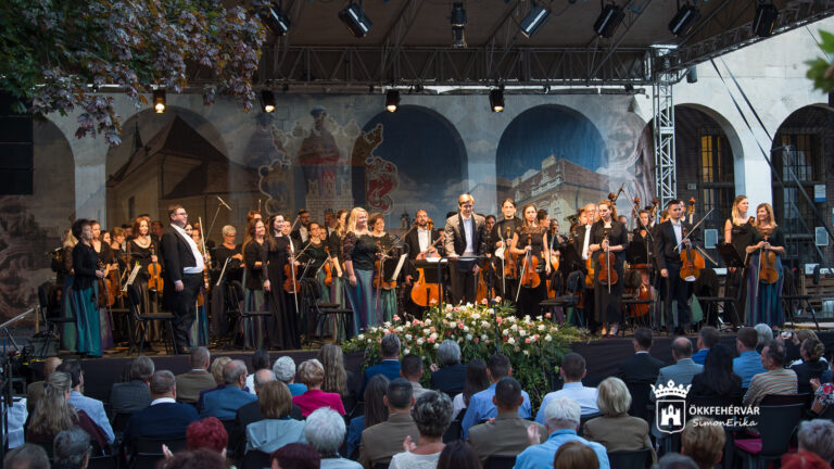 A székesfehérvári Alba Regia Szimfonikus Zenekar Tér-Élmény Koncert - fotó: Simon Erika