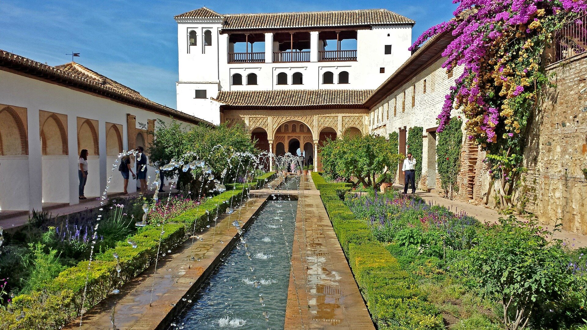 Alhambra -forrás: Pixabay