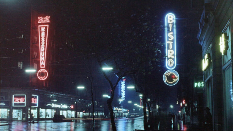 Rákóczi út az Astoria kereszteződés irányából nézve. Balra a Síp utca, jobbra a Puskin utca (1959) - forrás: Fortepan / Budapest Főváros Levéltára. Levéltári jelzet: HU.BFL.XV.19.c.10