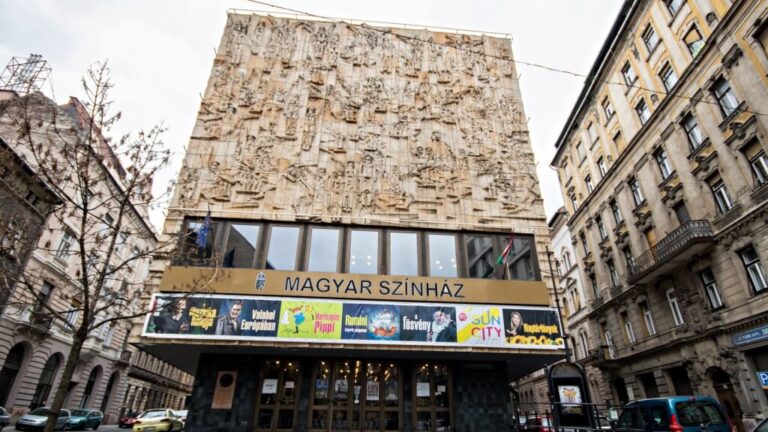 A Pesti Magyar Színház épülete