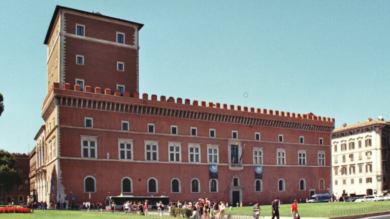 Palazzo Venezia Rómában - forrás: wikipedia/Sergio D’Afflitto
