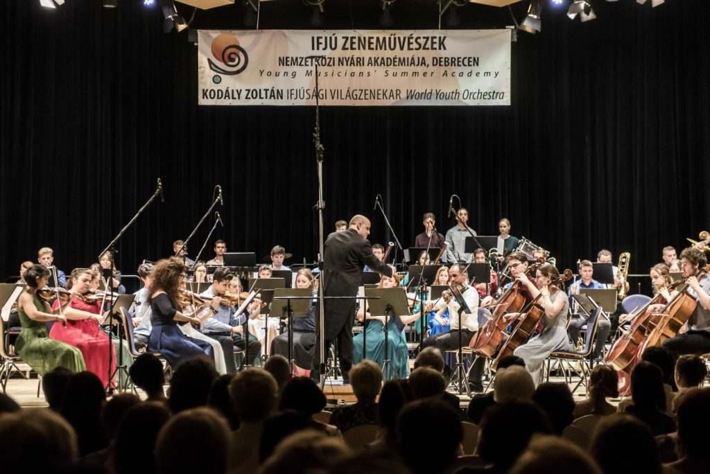 Kodály Zoltán Ifjúsági Világzenekar koncertje a debreceni Kölcsey Központban - fotó: Máthé András