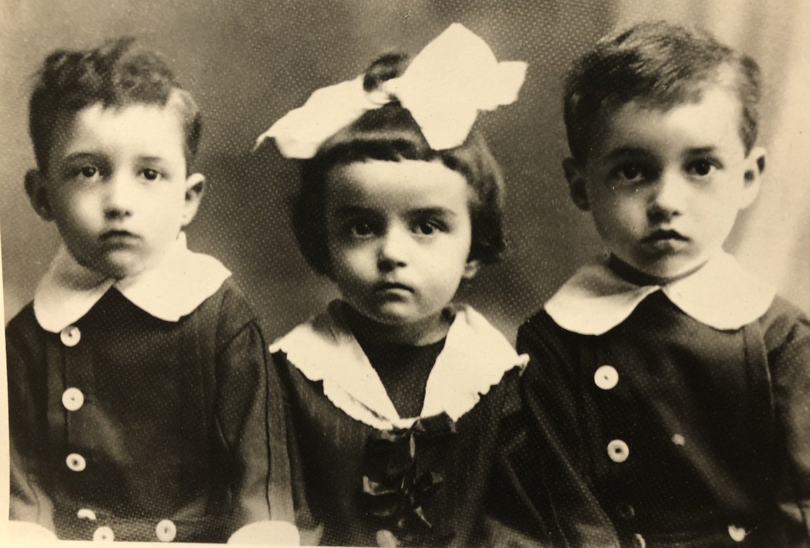 The children of the family Pogány circa 1918