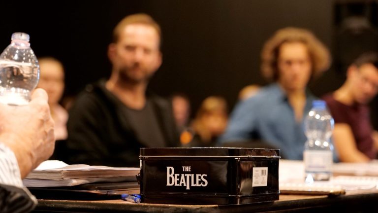 A Beatles.hu olvasópróbája - fotó: Fejér-Erdélyi Teréz