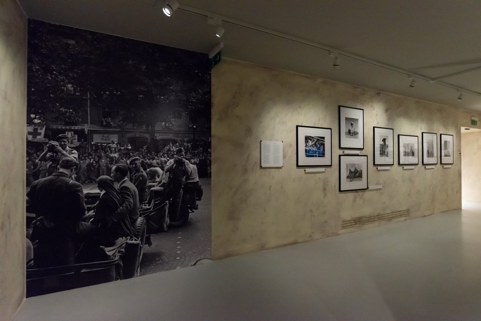 Robert Capa életmű-kiállítás - fotó: Capa Központ / Kiss Imre