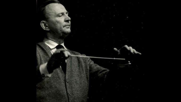 Willy Boskowsky karmester a Rádiózenekar élén - fotó: Fodor Artur hagyatékából