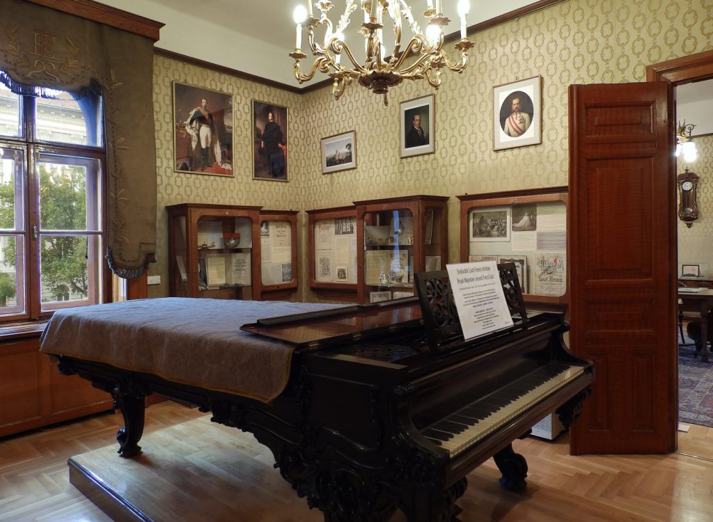forrás: Liszt Múzeum