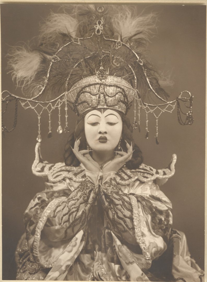 Walter Rózsi mint Turandot Giacomo Puccini azonos című operájában, 1927. Magyar Állami Operaház, Emléktár