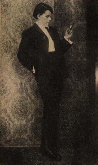 Bajor Gizi a Romlatlanság főszerepében a Vidám Színpadon (1924)