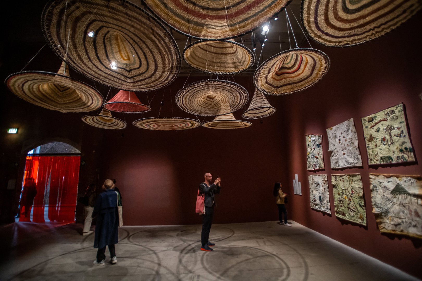 Velencei Építészeti Biennále kurátori kiállítása 2023. május 18-án. fotó: MTI/Balogh Zoltán