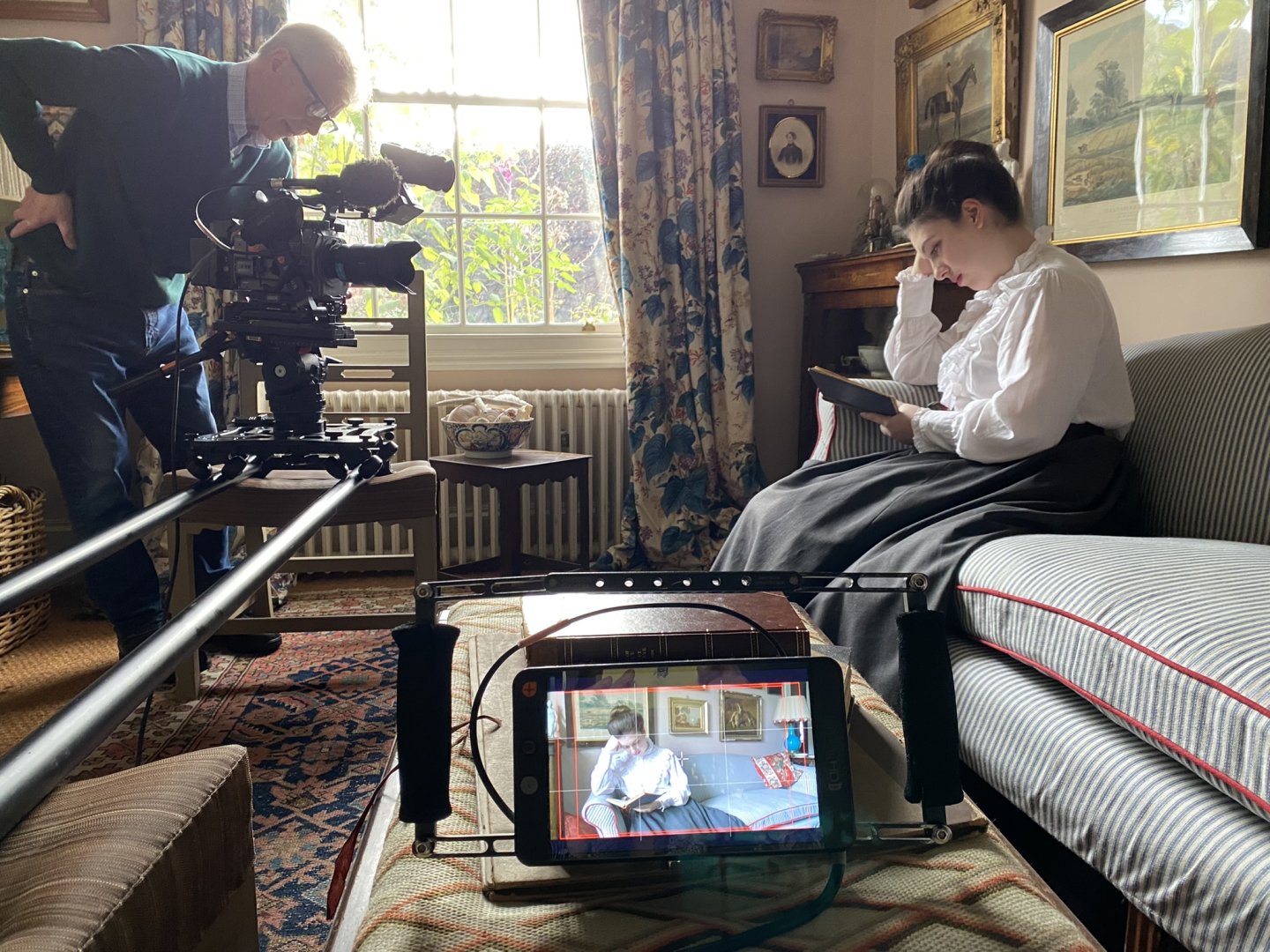 A Mary Cassatt életéről készült dokumentumfilm forgatása - forrás: Pannonia Entertainment