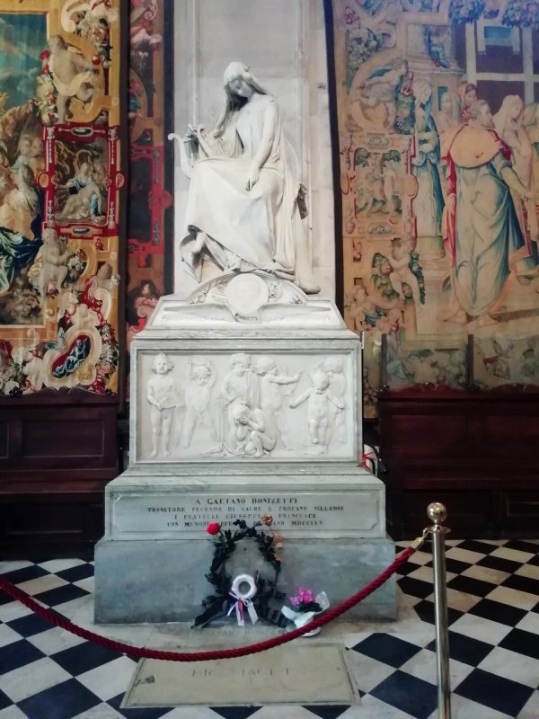 Donizetti síremléke a Santa Maria Maggiore tamplomban