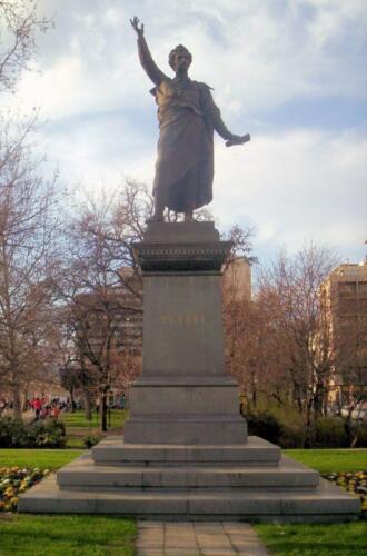Petőfi-szobor a Március 15. téren