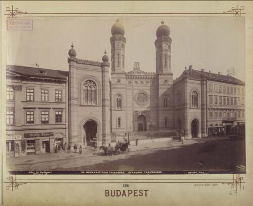 Dohány utcai zsinagóga. A felvétel 1890 után készült - forrás: Fortepan, adományozó: Budapest Főváros Levéltára